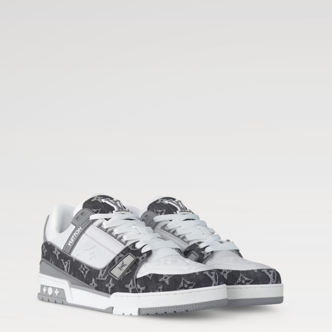 LYOR HYPE SNEAKER