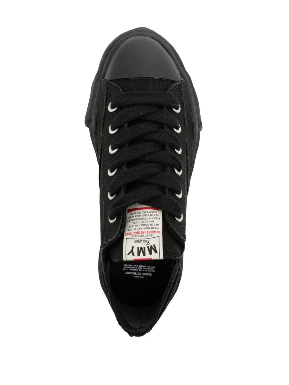 Distorted- Steps Sneaker