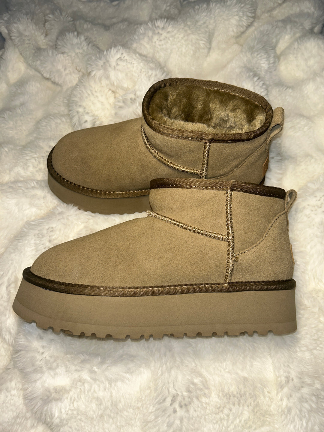 LYOR BOOTS