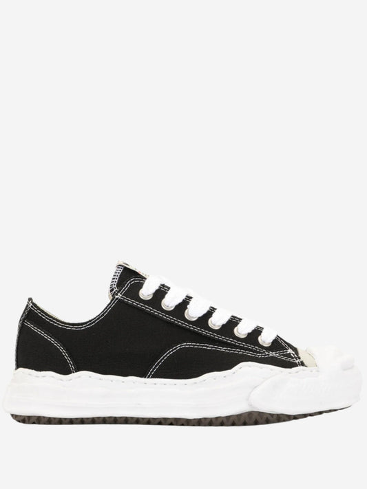 Distorted- Steps Sneaker