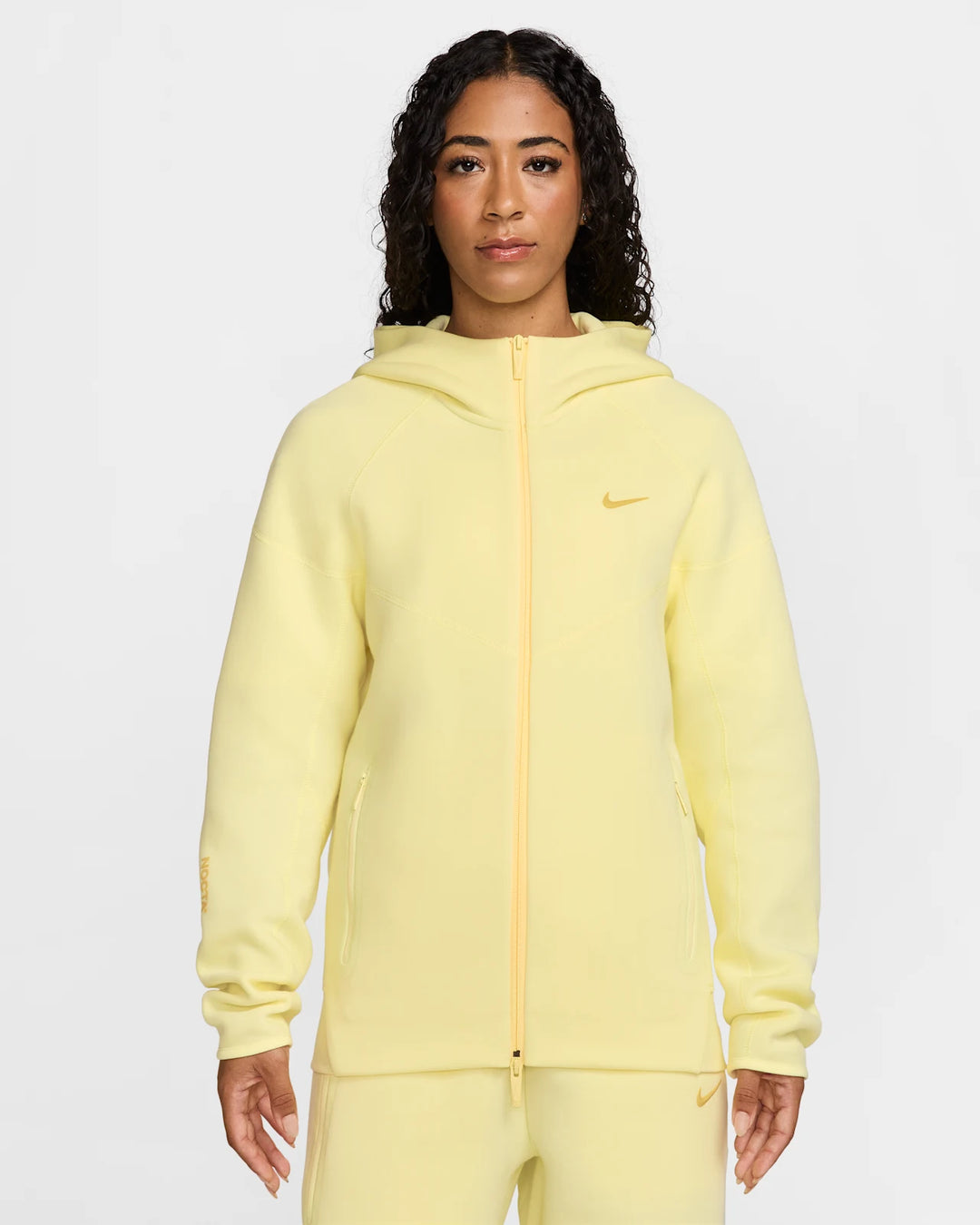 VIRAL TRACKSUIT
