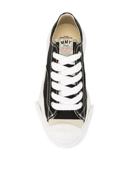 Distorted- Steps Sneaker