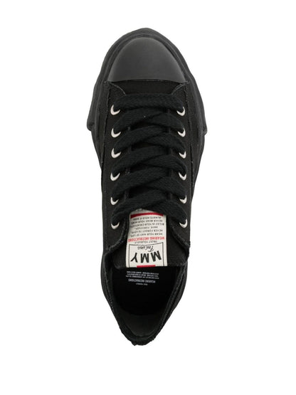 Distorted- Steps Sneaker