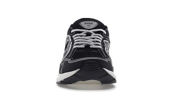 B30 SNEAKER