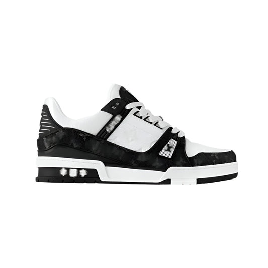LYOR HYPE SNEAKER