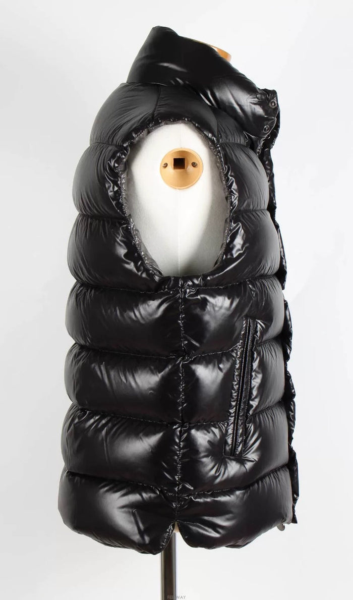 „M“- PUFFER WESTE