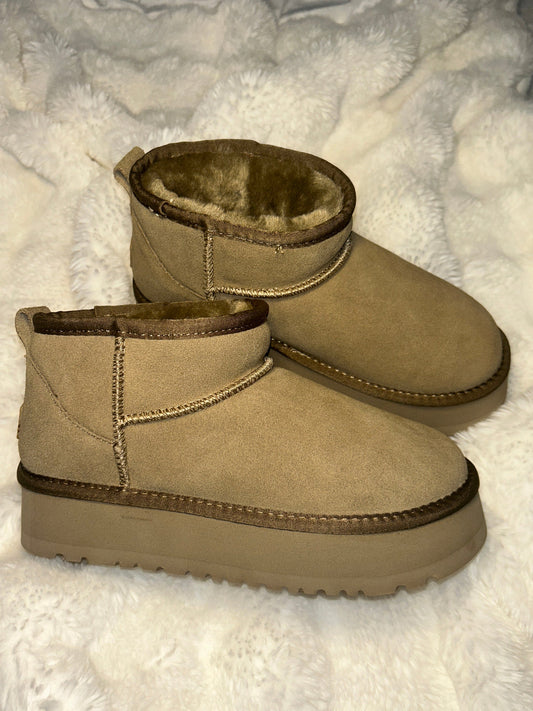 LYOR BOOTS